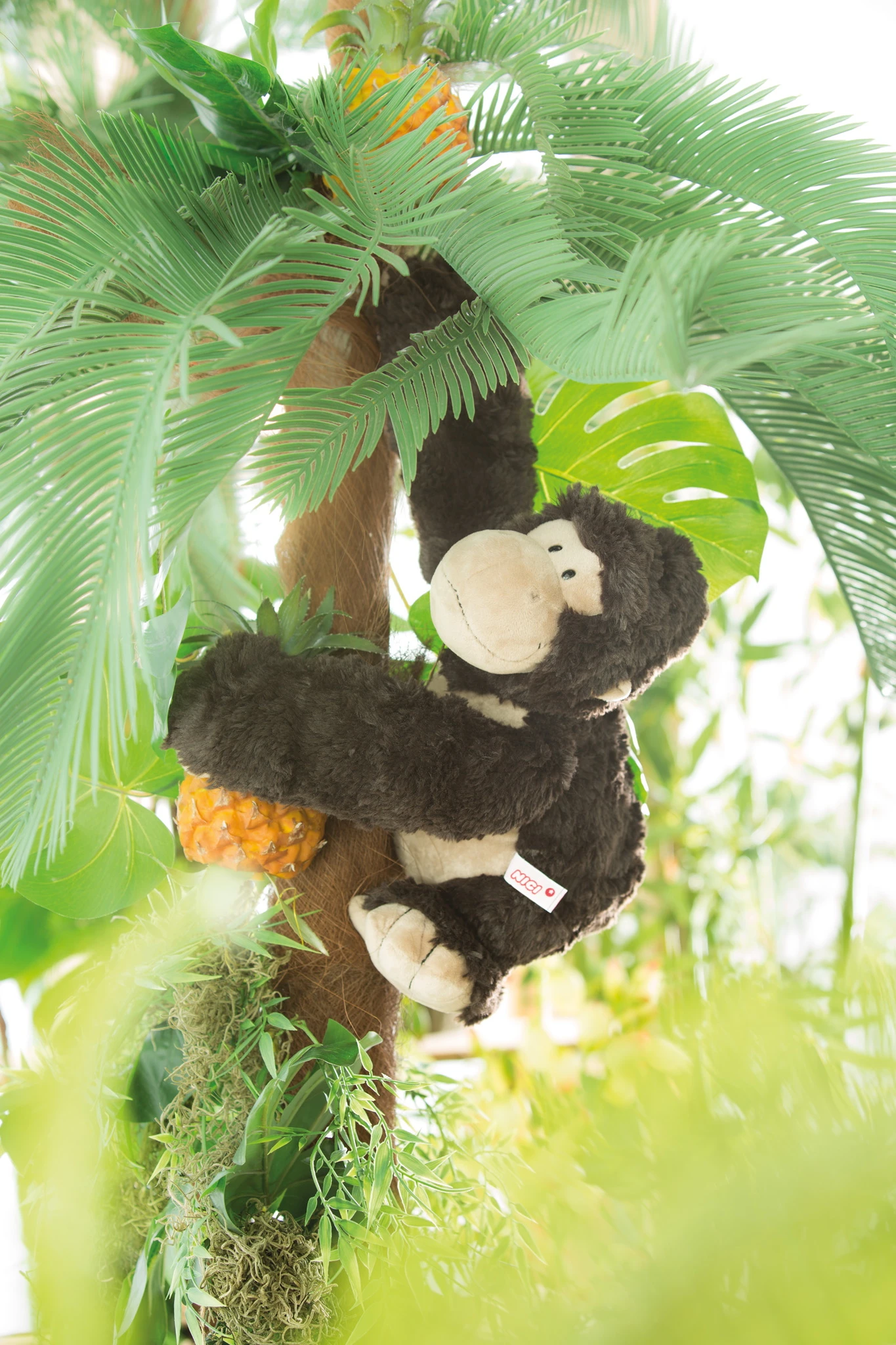 Nici 41697 Gorilla Torben Sitzend Ca 30cm Mit Trommelbrust Plüsch In Geschenkbox 2 Nici 41697 Gorilla Torben Sitzend Ca 30cm Mit Trommelbrust Plüsch In Geschenkbox – Bild 2